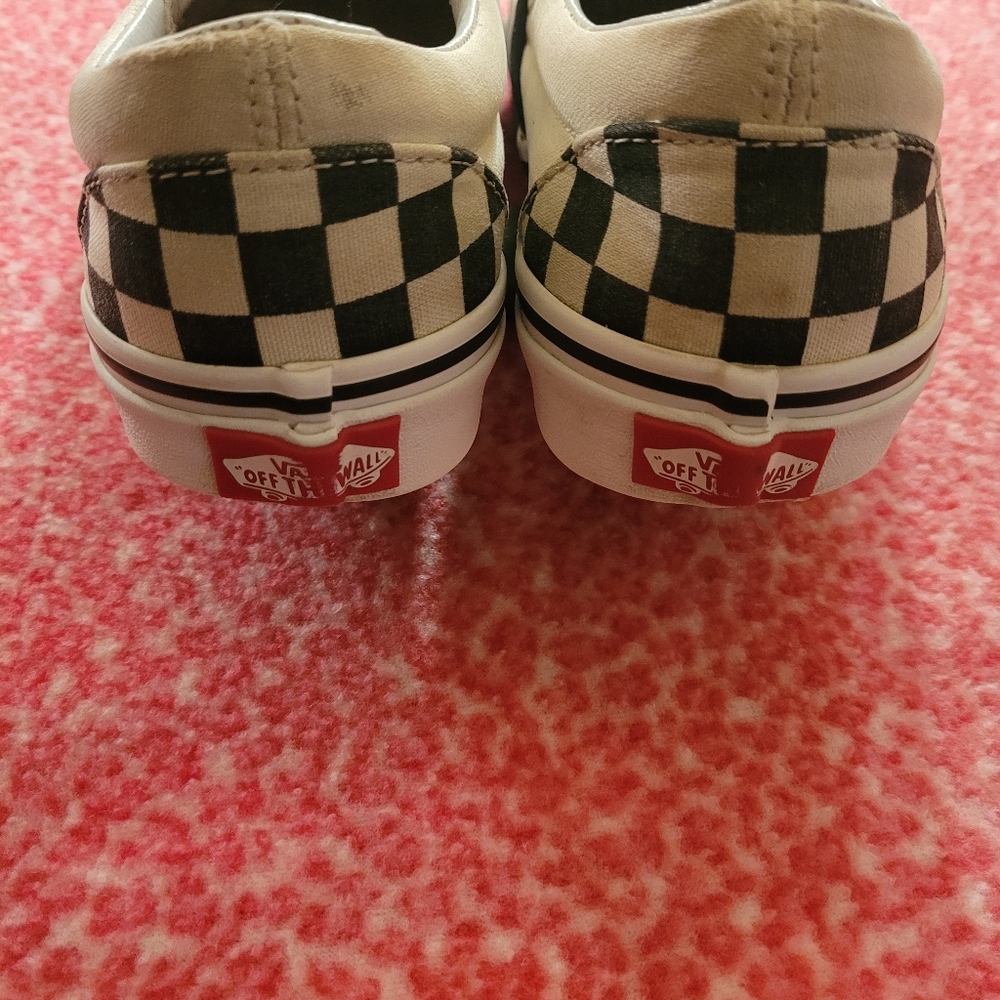Unisex Checkered Vans - Picture 8 of 11